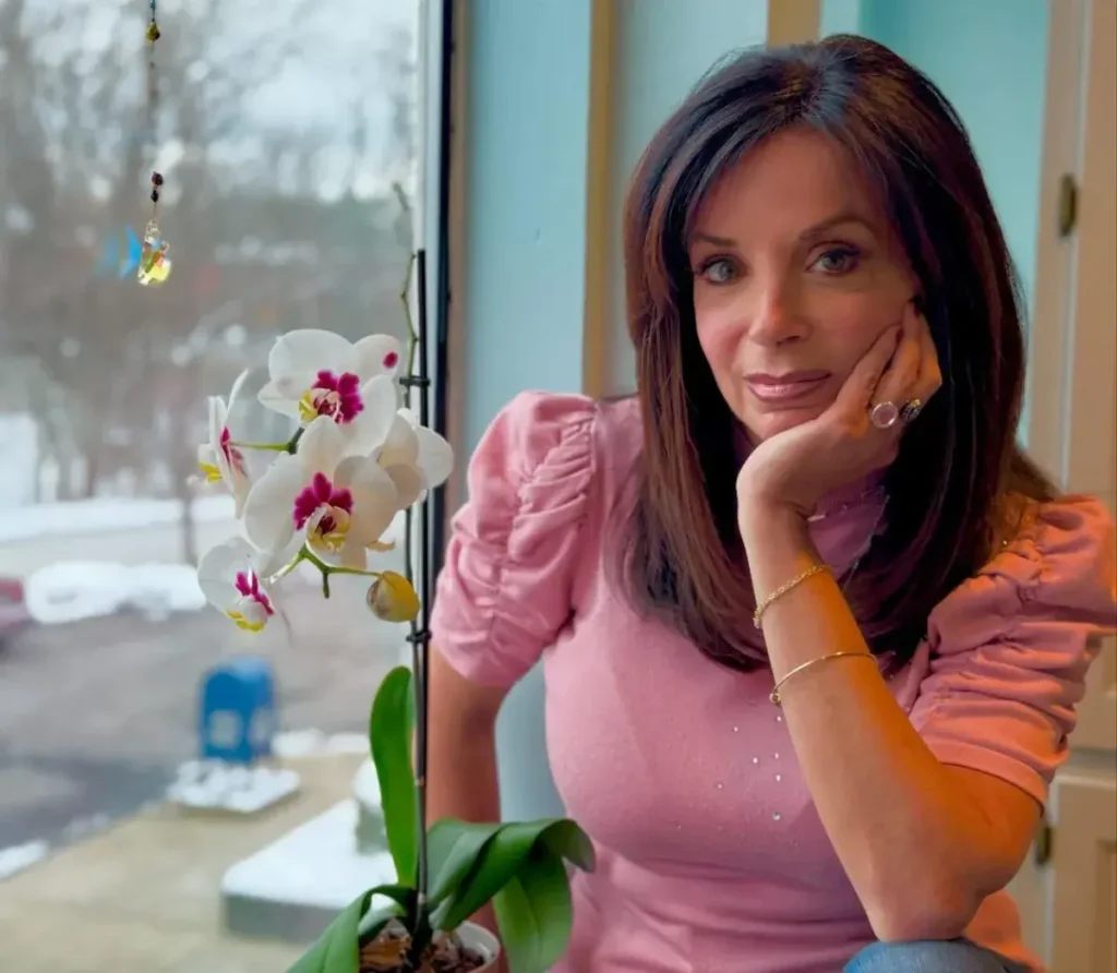 Hollie Strano Biography: Career, Net Worth and Life Story net worth hollie strano salary